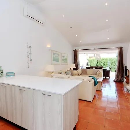 Molgard 61 - Clever Details Villa