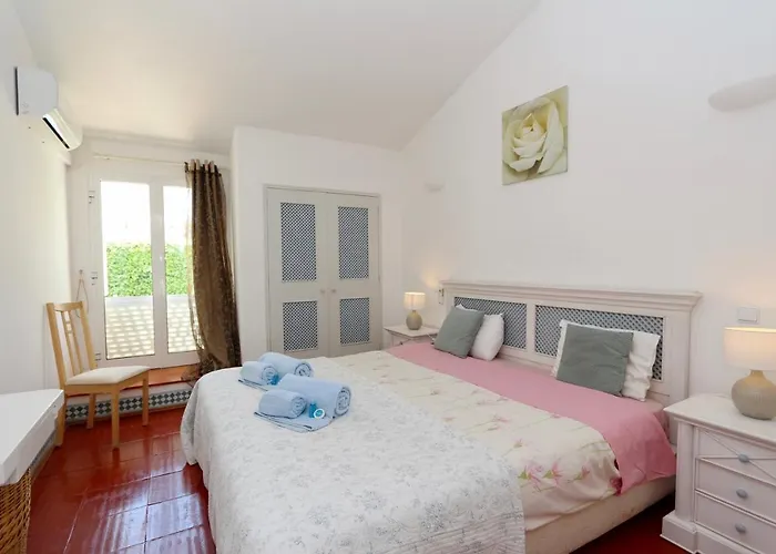 Molgard 61 - Clever Details וילהמורה