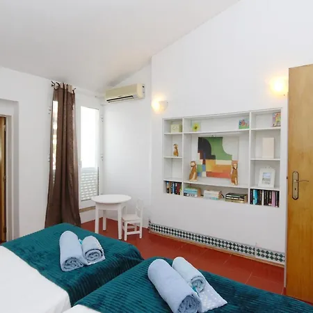 Molgard 61 - Clever Details * Βιλαμούρα